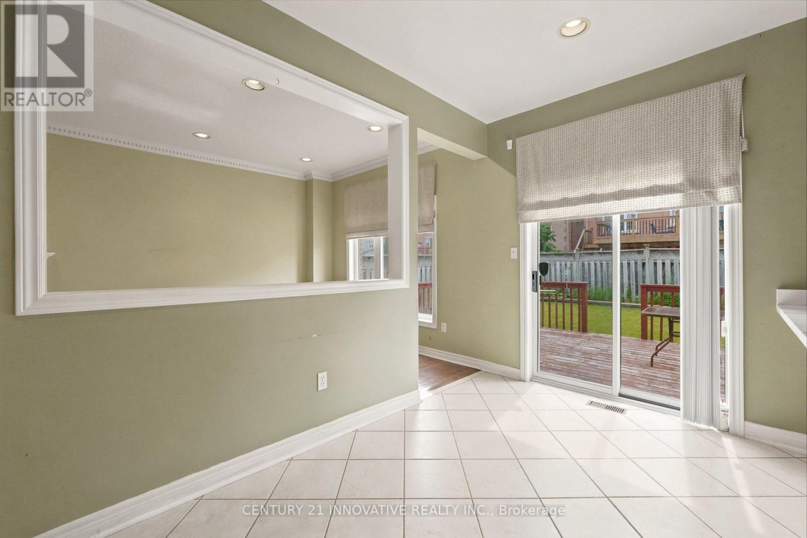 57 AVENIDA STREET NE - 12