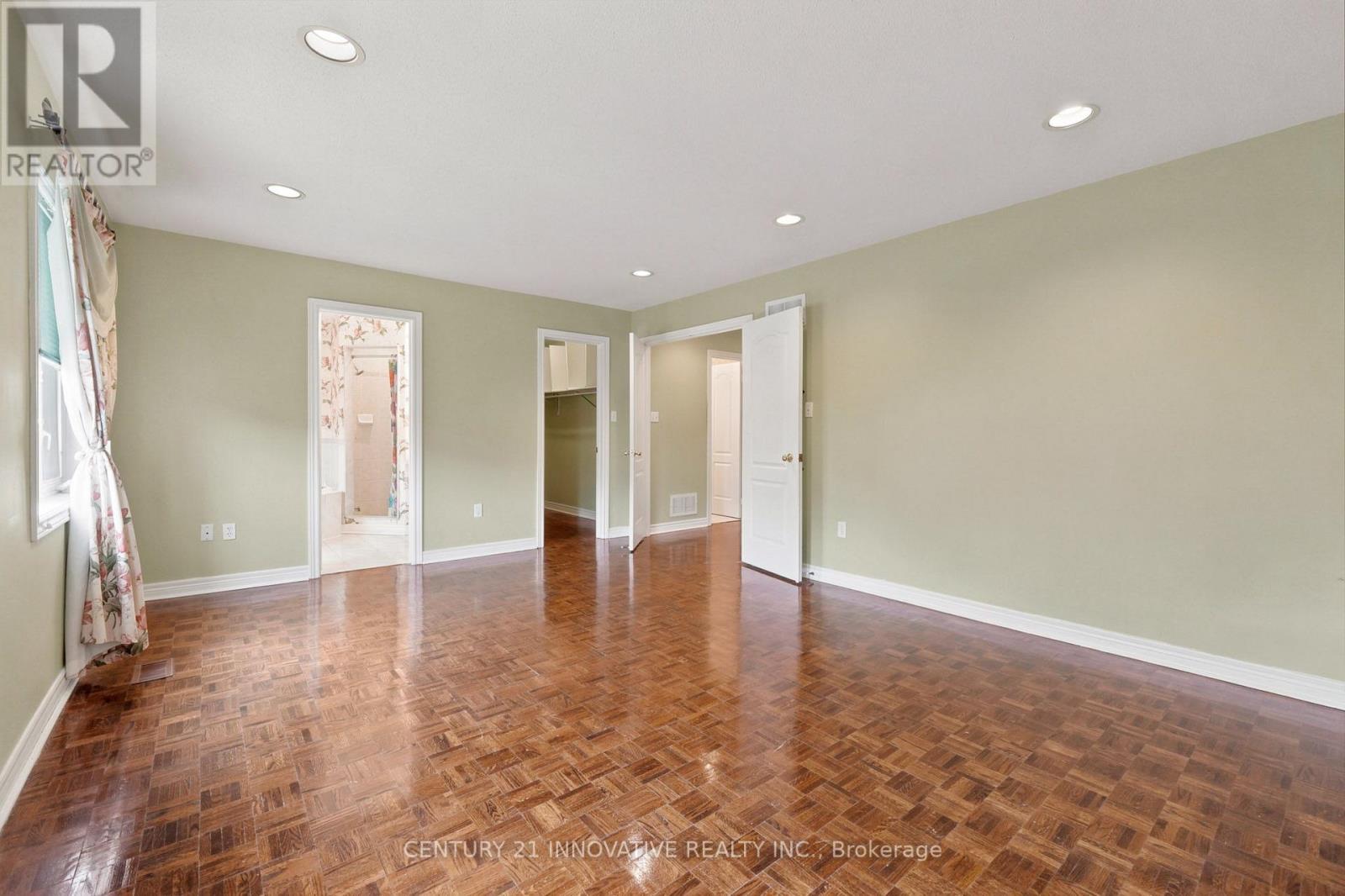57 AVENIDA STREET NE - 19