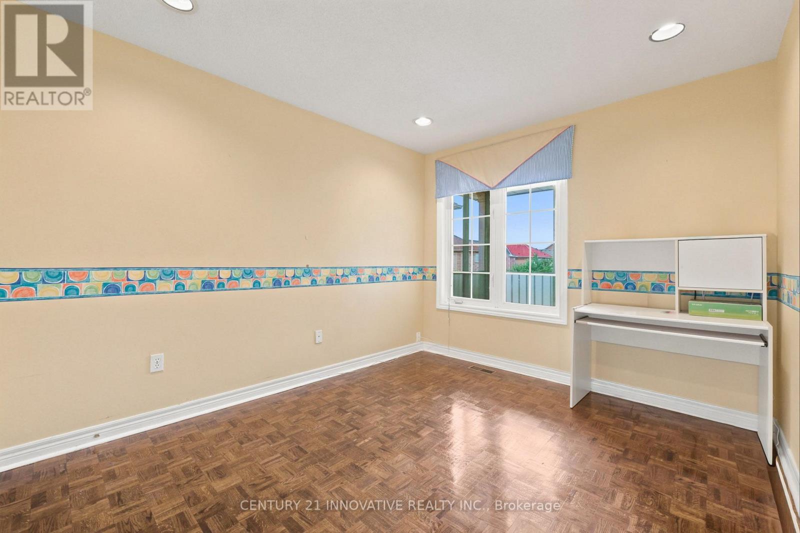 57 AVENIDA STREET NE - 28