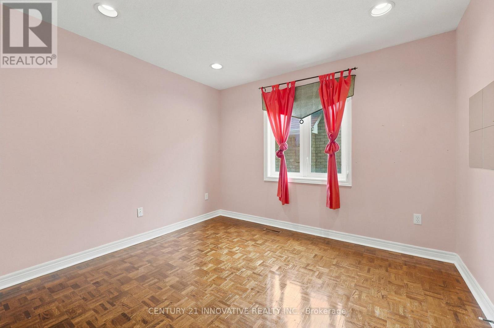 57 AVENIDA STREET NE - 30