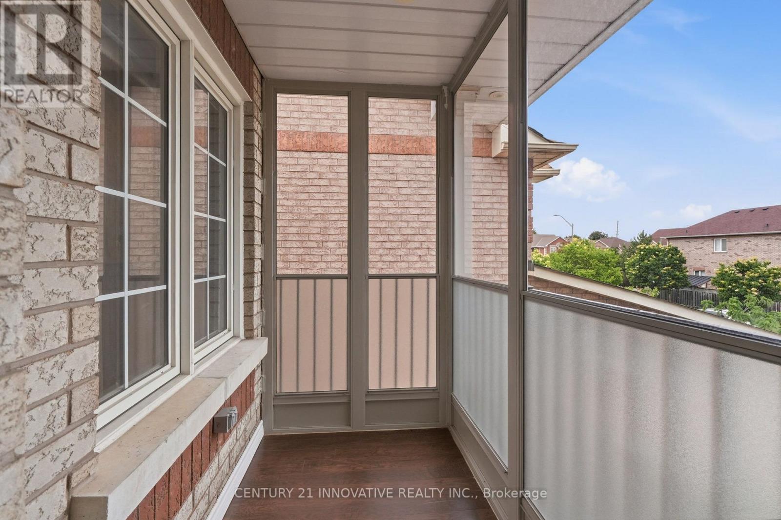 57 AVENIDA STREET NE - 33
