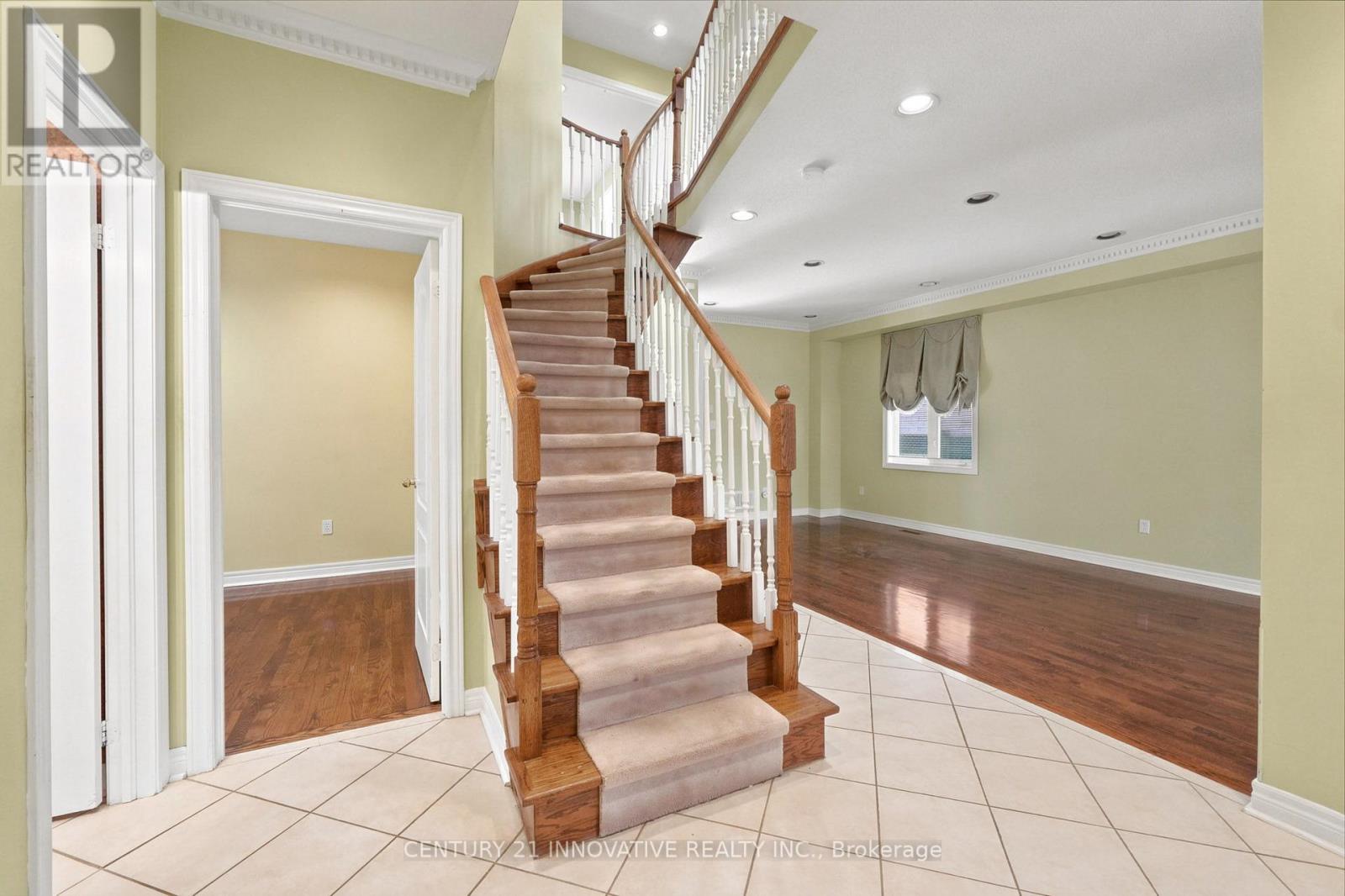 57 AVENIDA STREET NE - 4