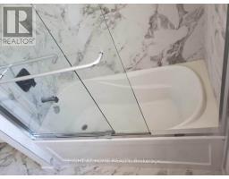 39 Devins Drive, Aurora, ON L4G2Z3 Photo 11