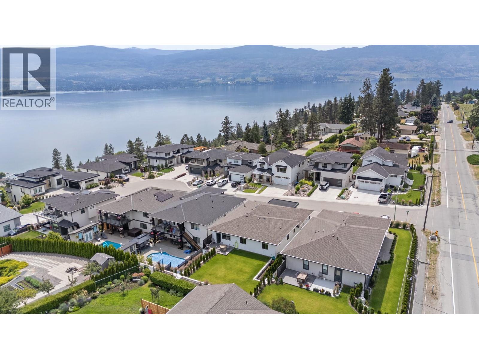 712 Lake Court - 44