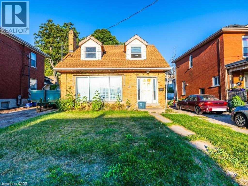 231 WATER Street N - 1