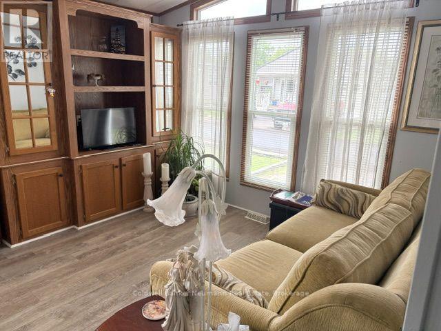 3564 SUMAC STREET - 13