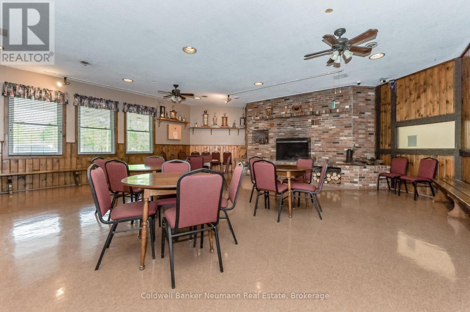3564 SUMAC STREET - 31