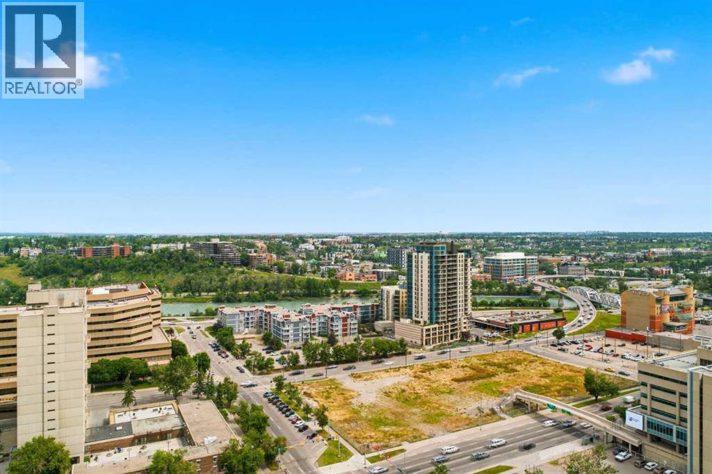 #2704 221 6 Avenue SE - 25