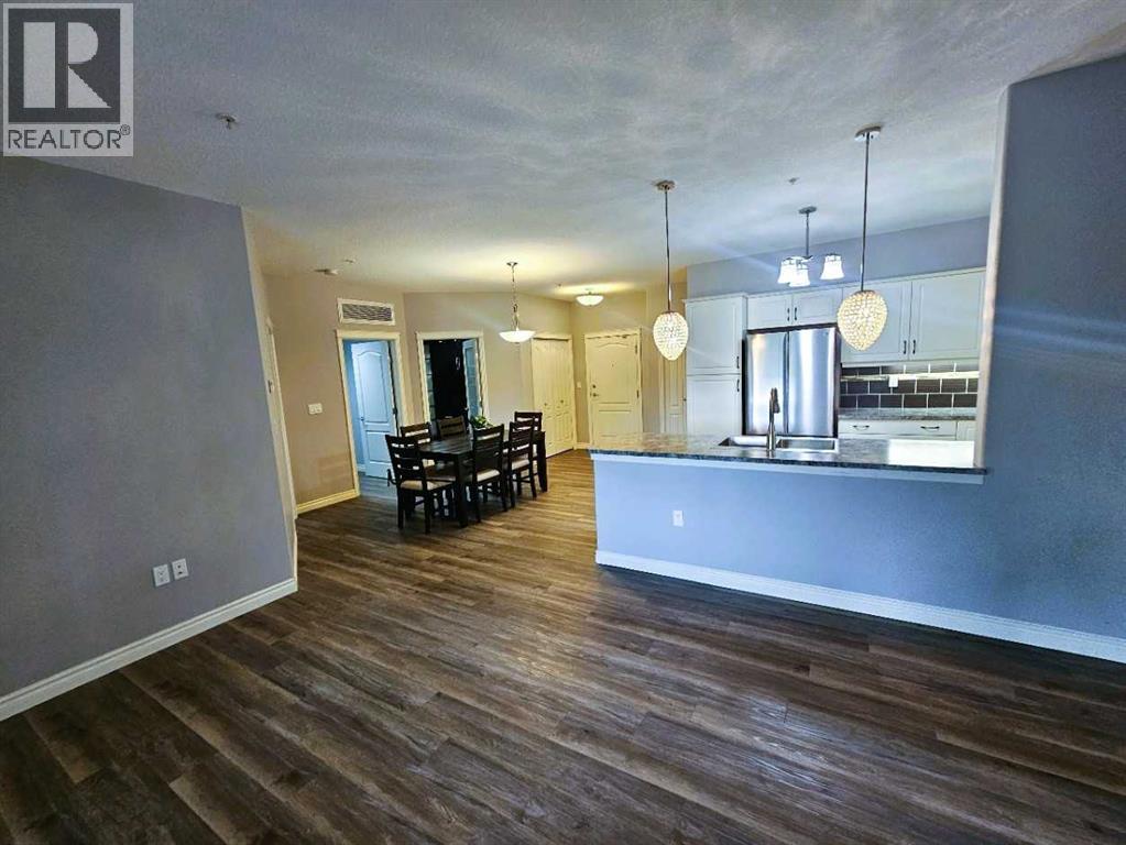 #227 6 Michener Boulevard - 8