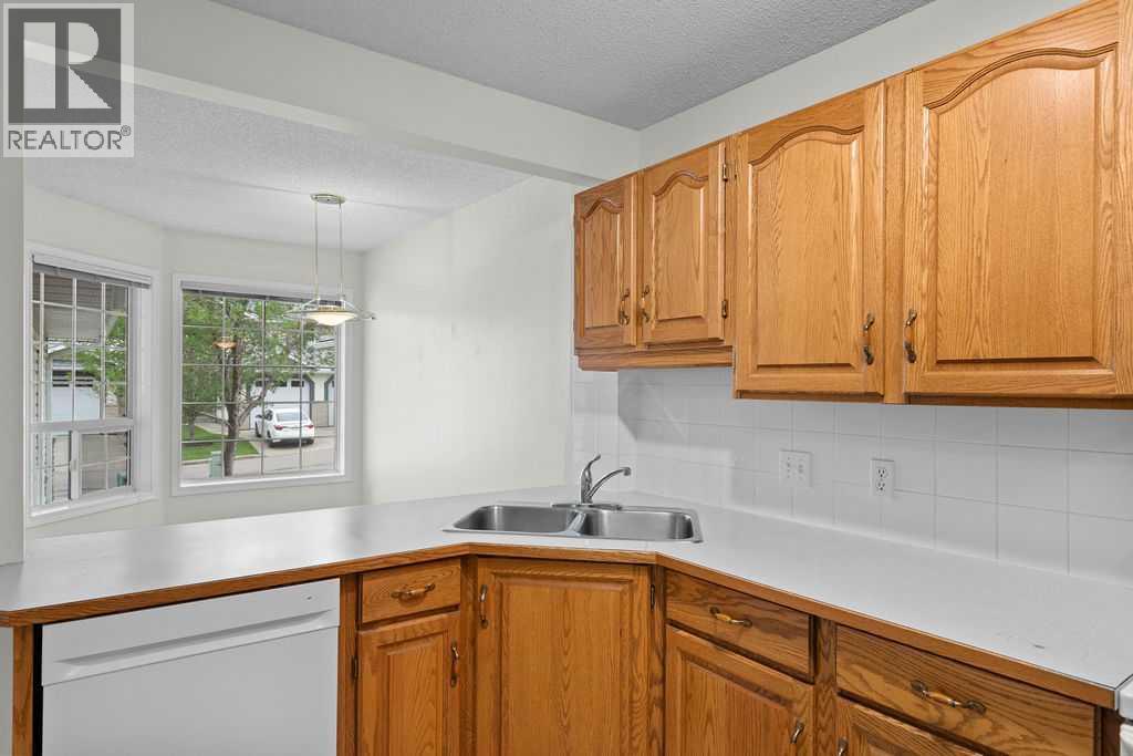 31 Silvergrove Close NW - 13