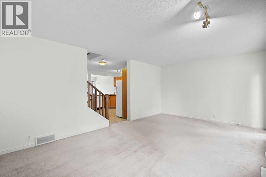 31 Silvergrove Close NW - 15