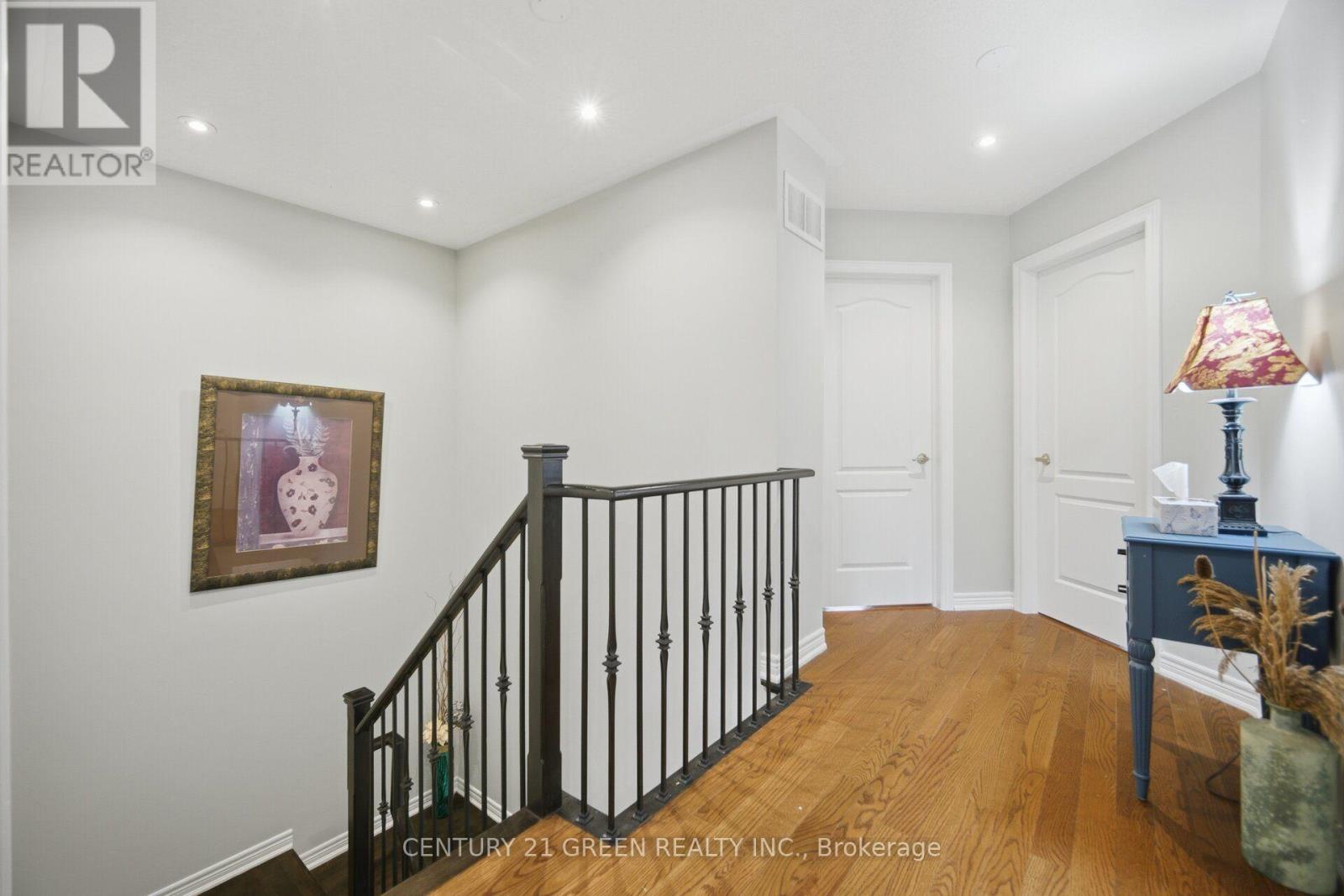 399 SAVOLINE BOULEVARD - 27