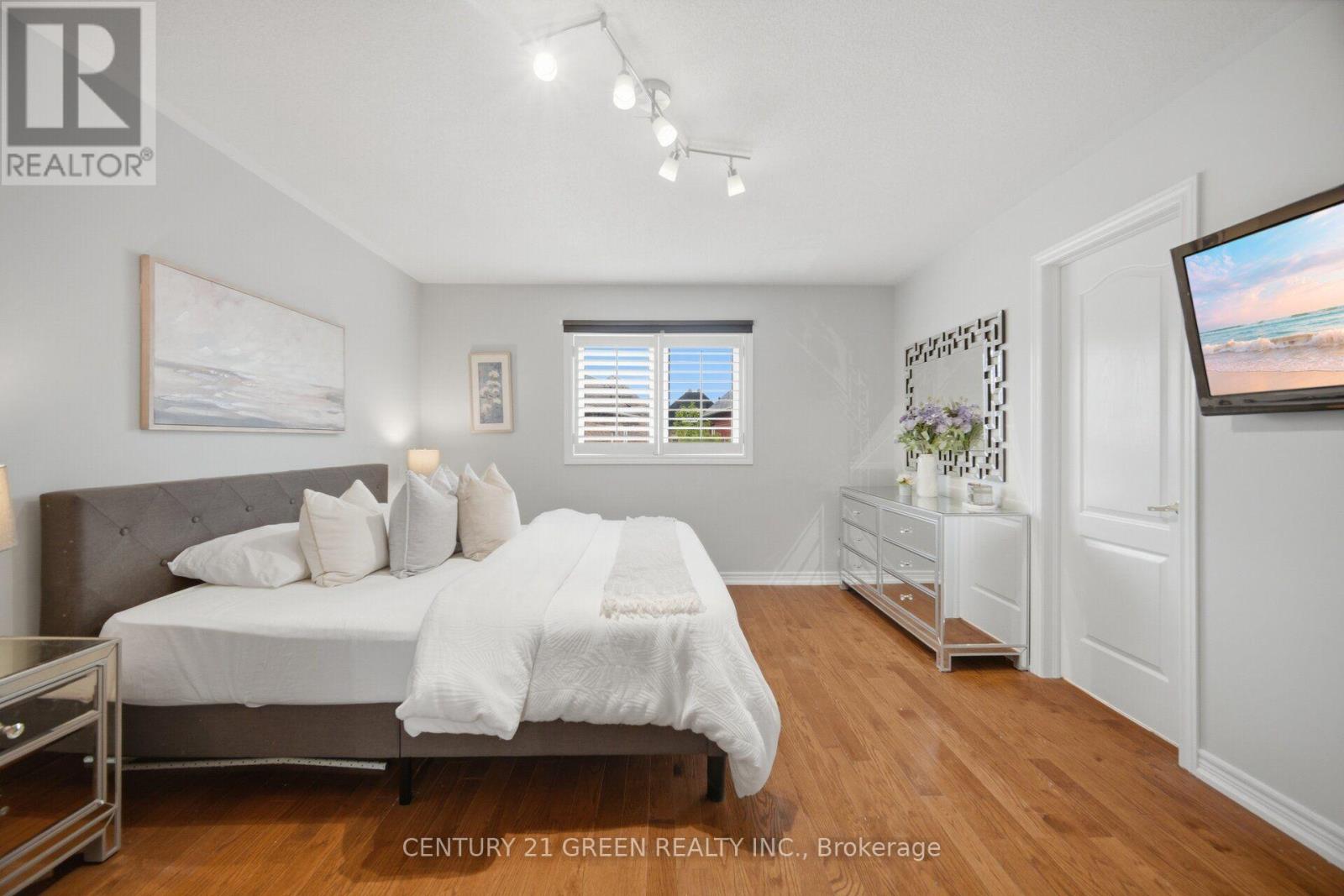 399 SAVOLINE BOULEVARD - 30