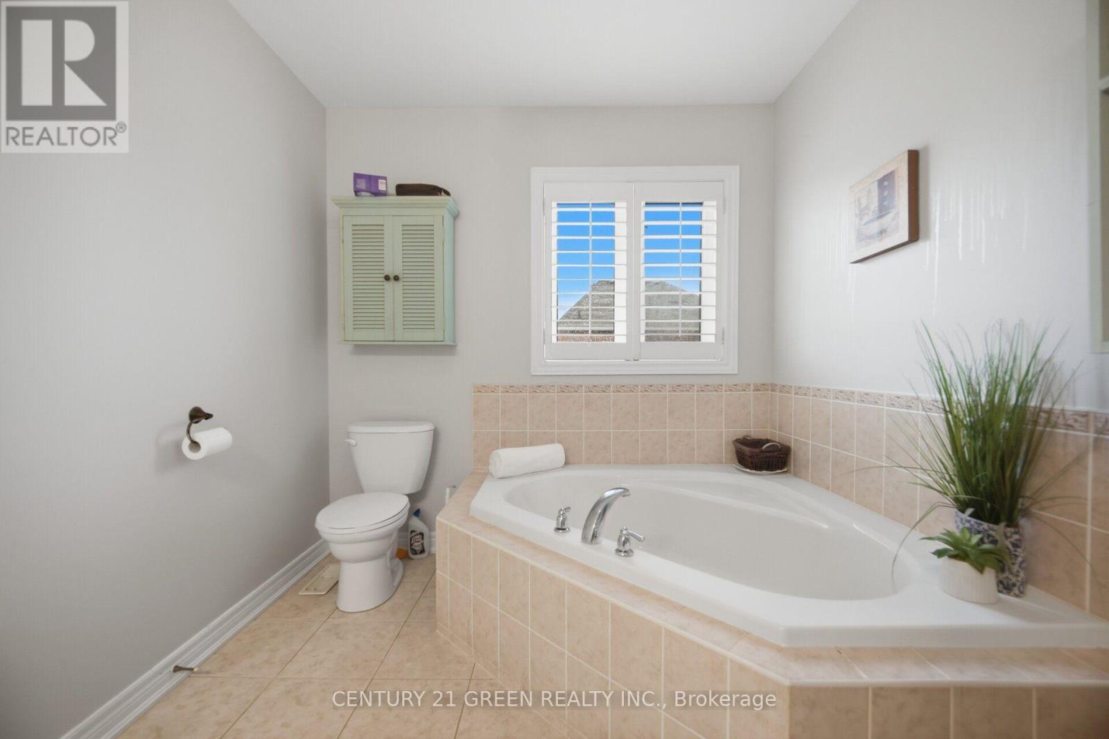 399 SAVOLINE BOULEVARD - 33