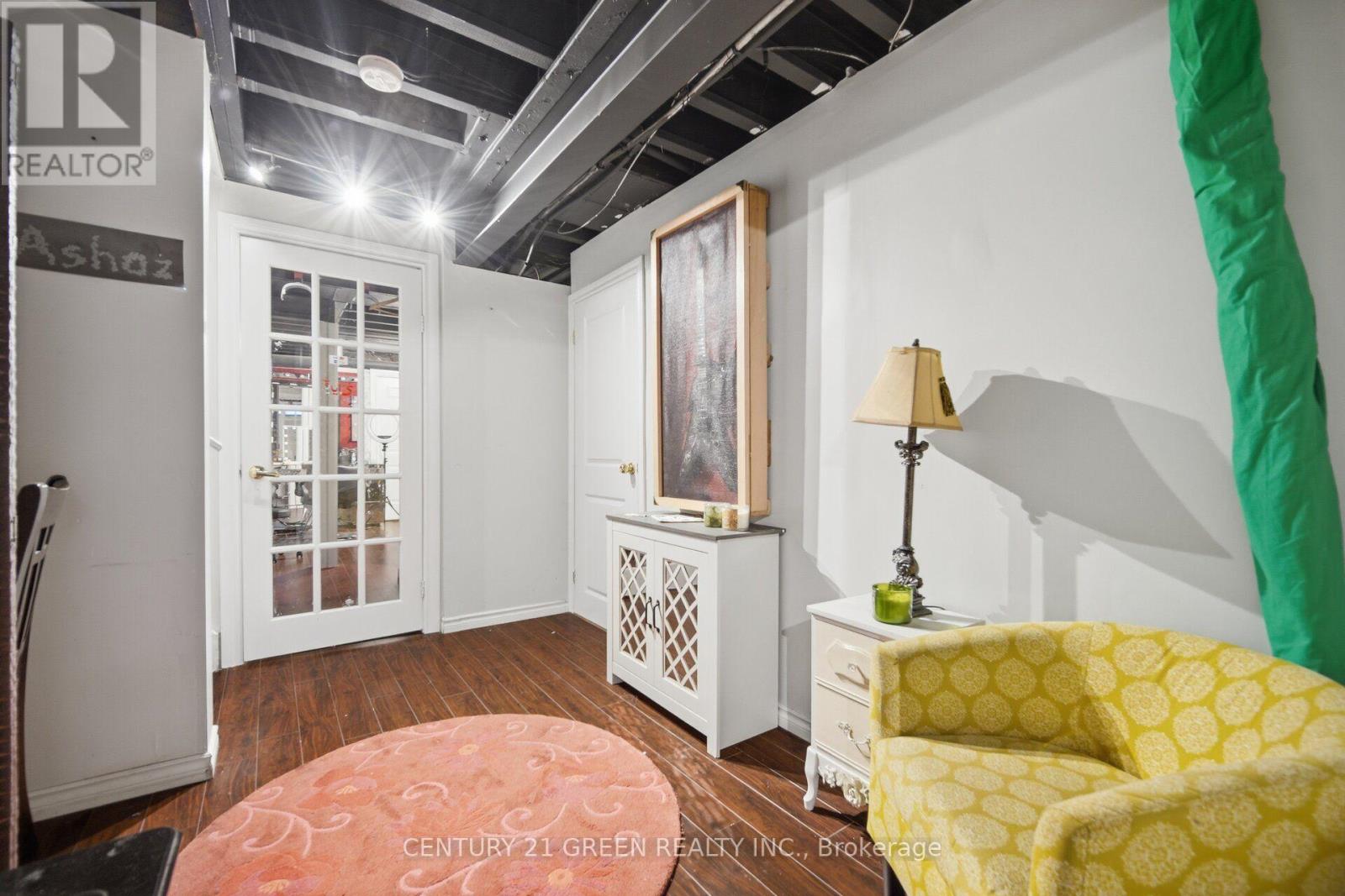 399 SAVOLINE BOULEVARD - 39