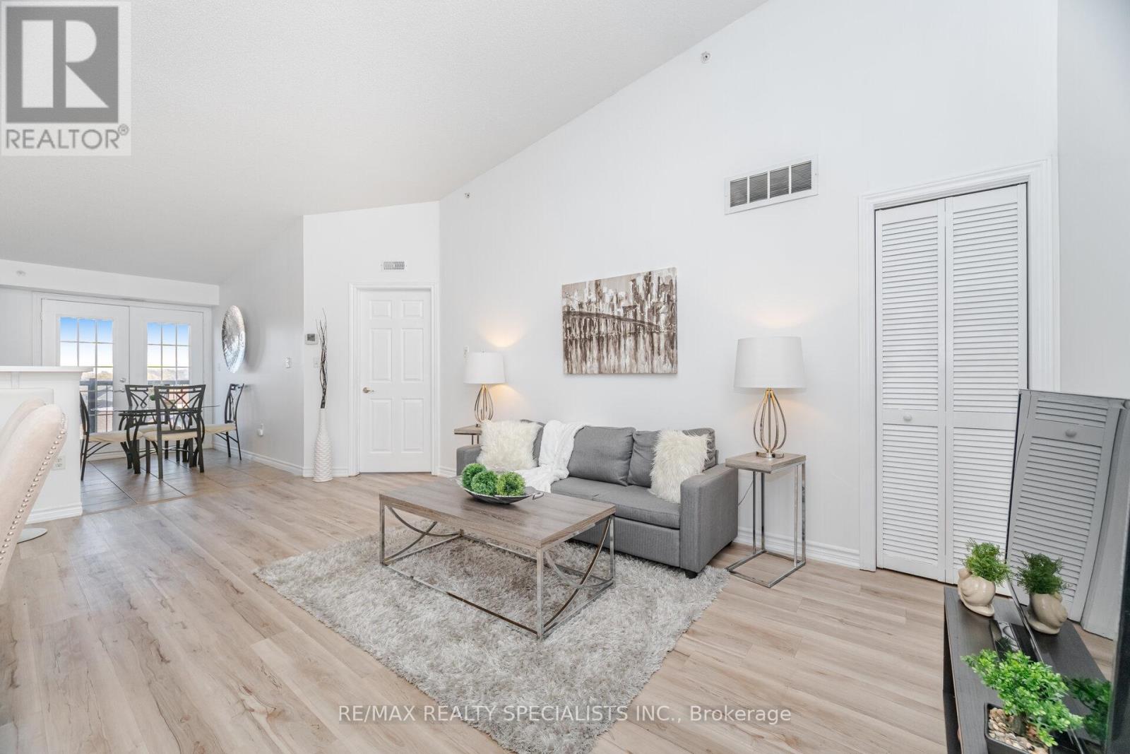 #412 1350 MAIN STREET E - 13