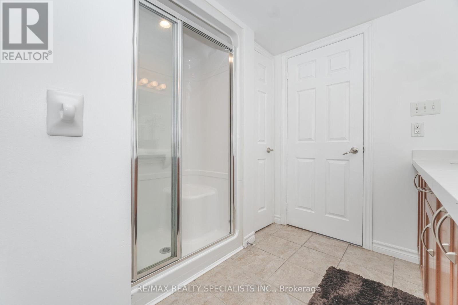 #412 1350 MAIN STREET E - 26