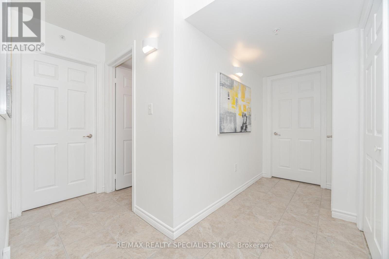 #412 1350 MAIN STREET E - 27