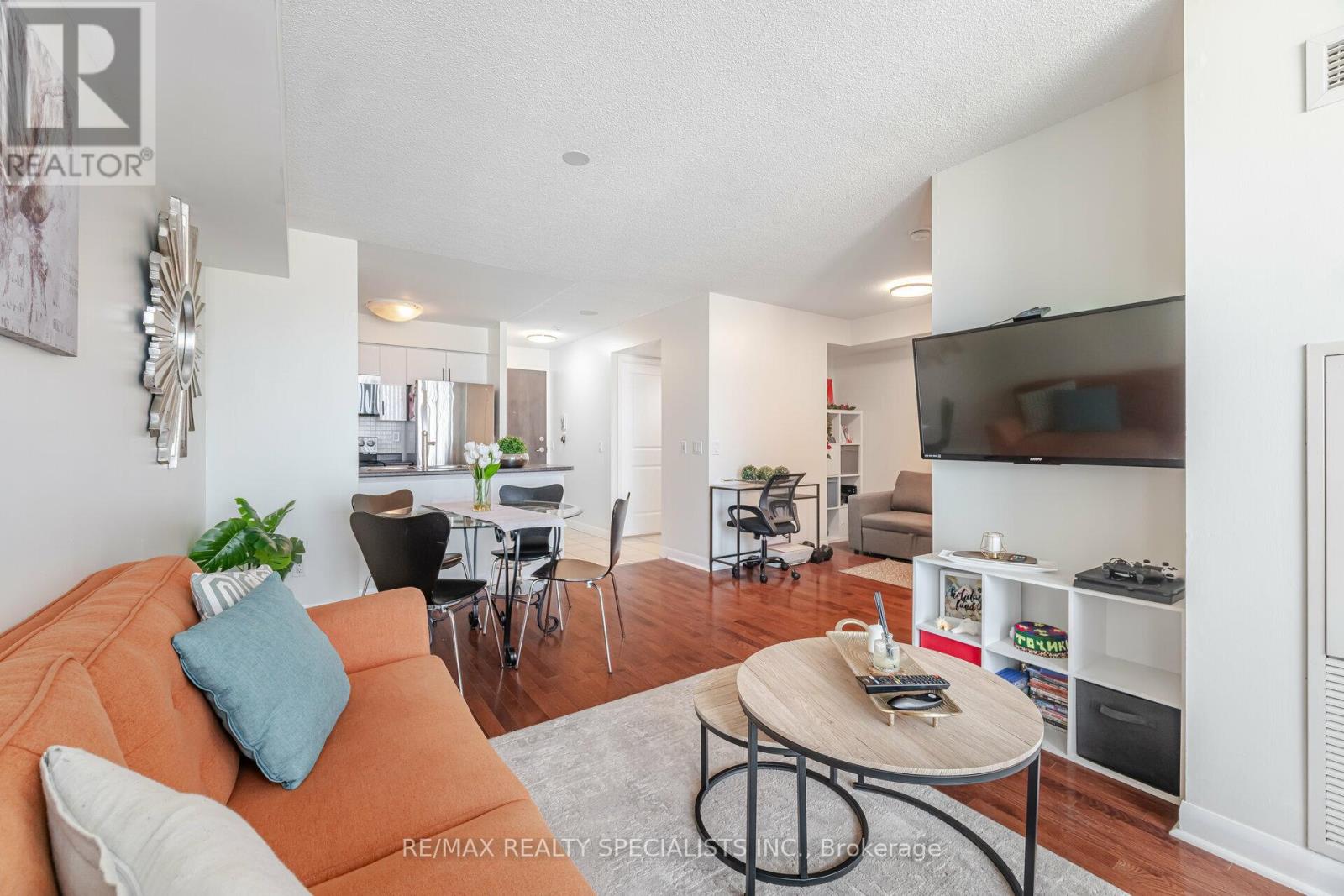 #1609 235 SHERWAY GARDENS ROAD - 18