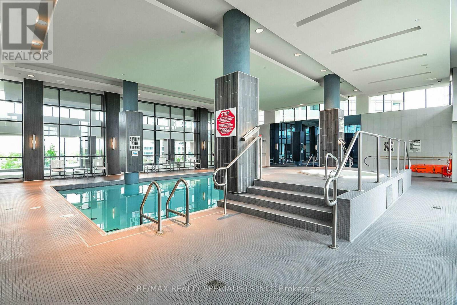 #1609 235 SHERWAY GARDENS ROAD - 32