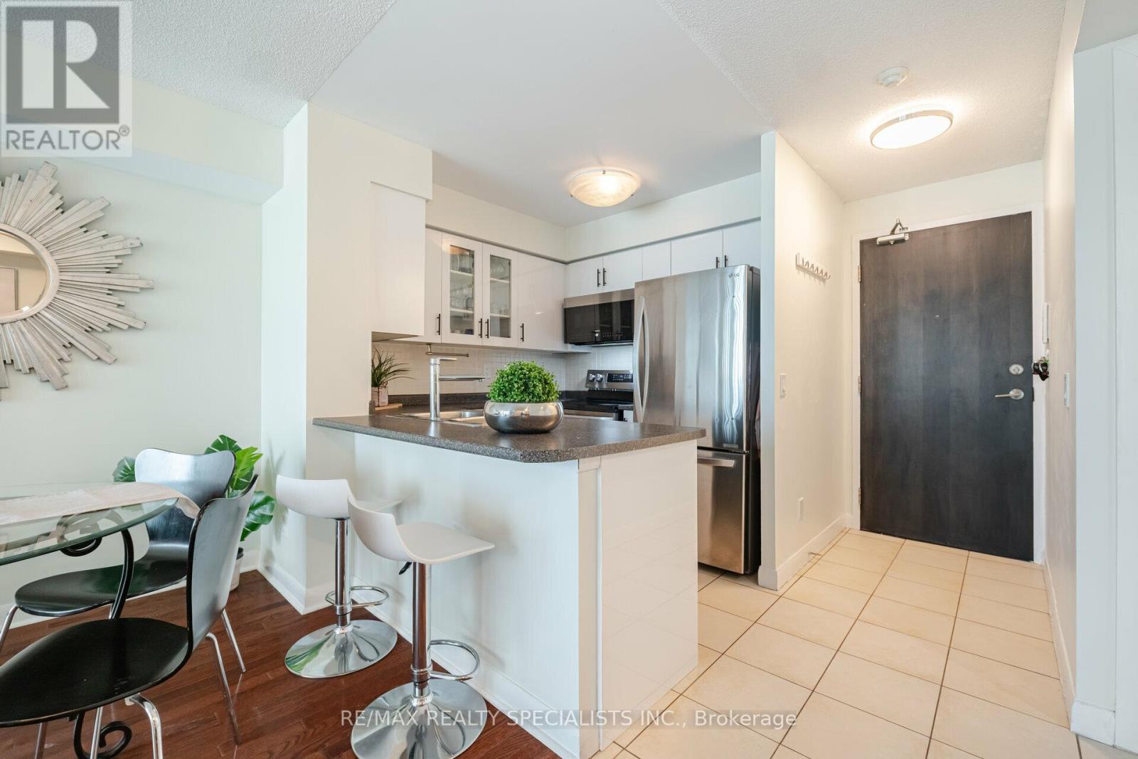 #1609 235 SHERWAY GARDENS ROAD - 7