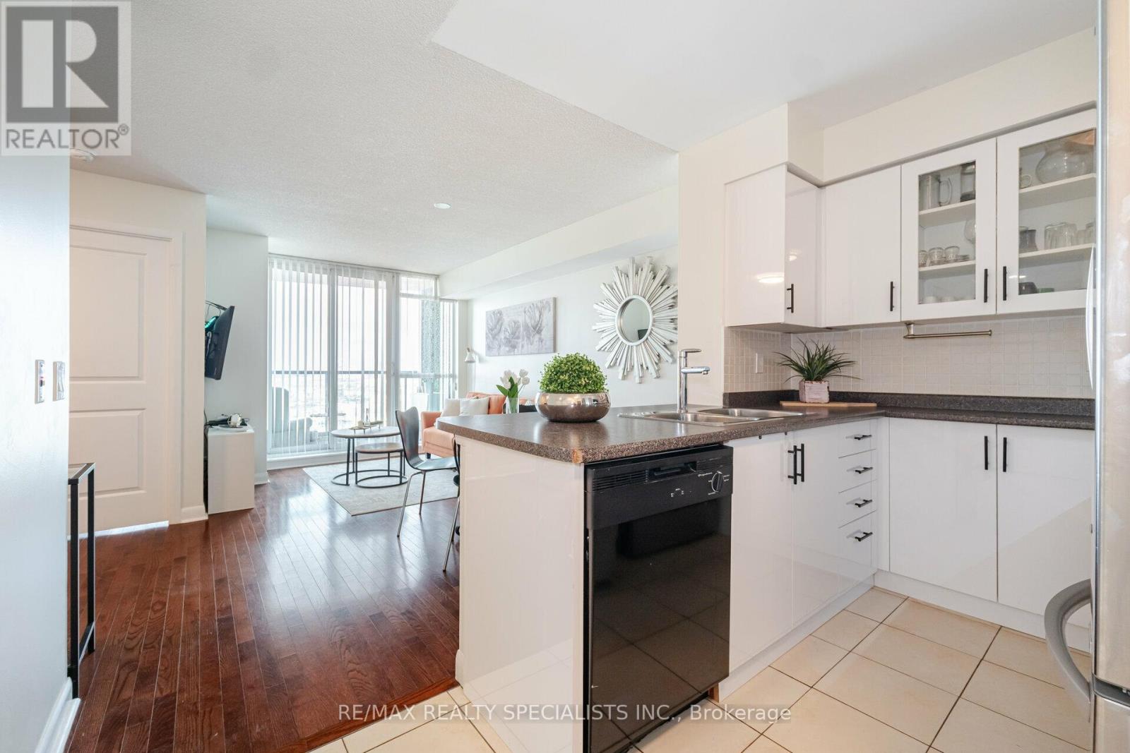 #1609 235 SHERWAY GARDENS ROAD - 9