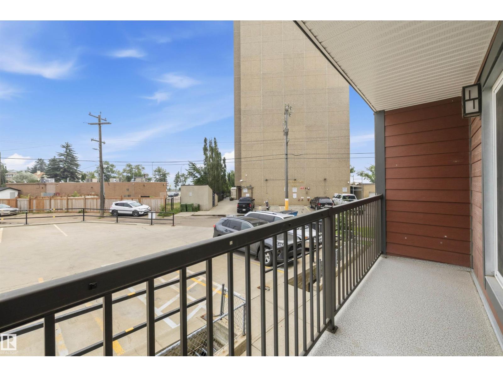 #8 10931 83 ST NW - 10