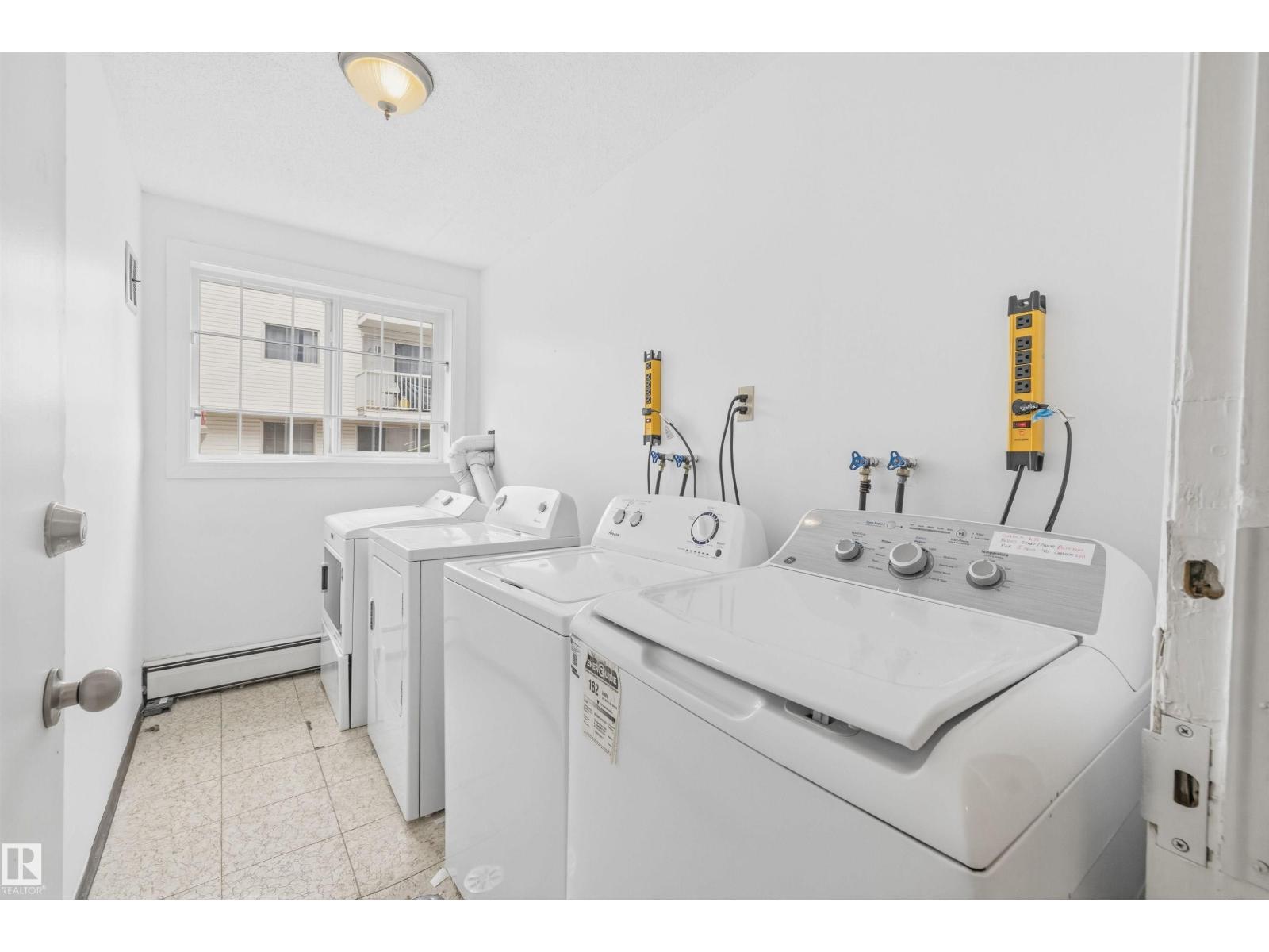 #8 10931 83 ST NW - 29