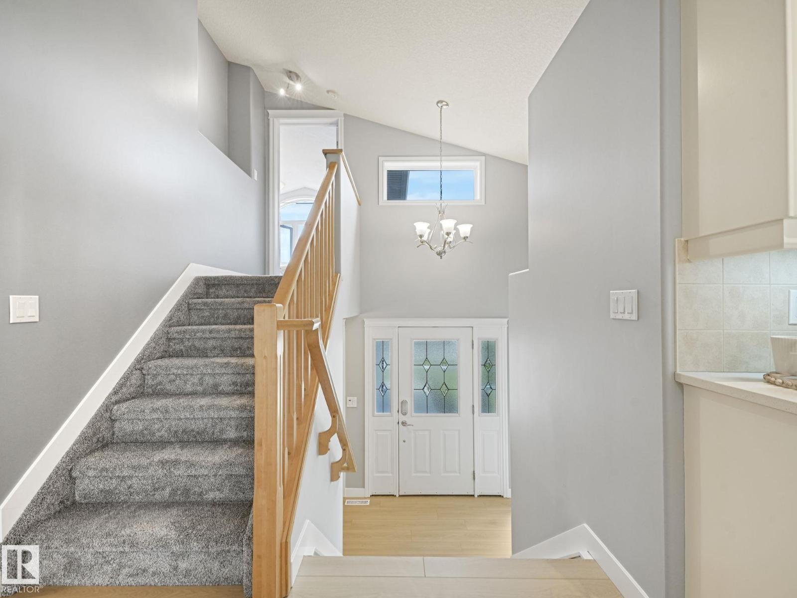 4115 58 ST - 32