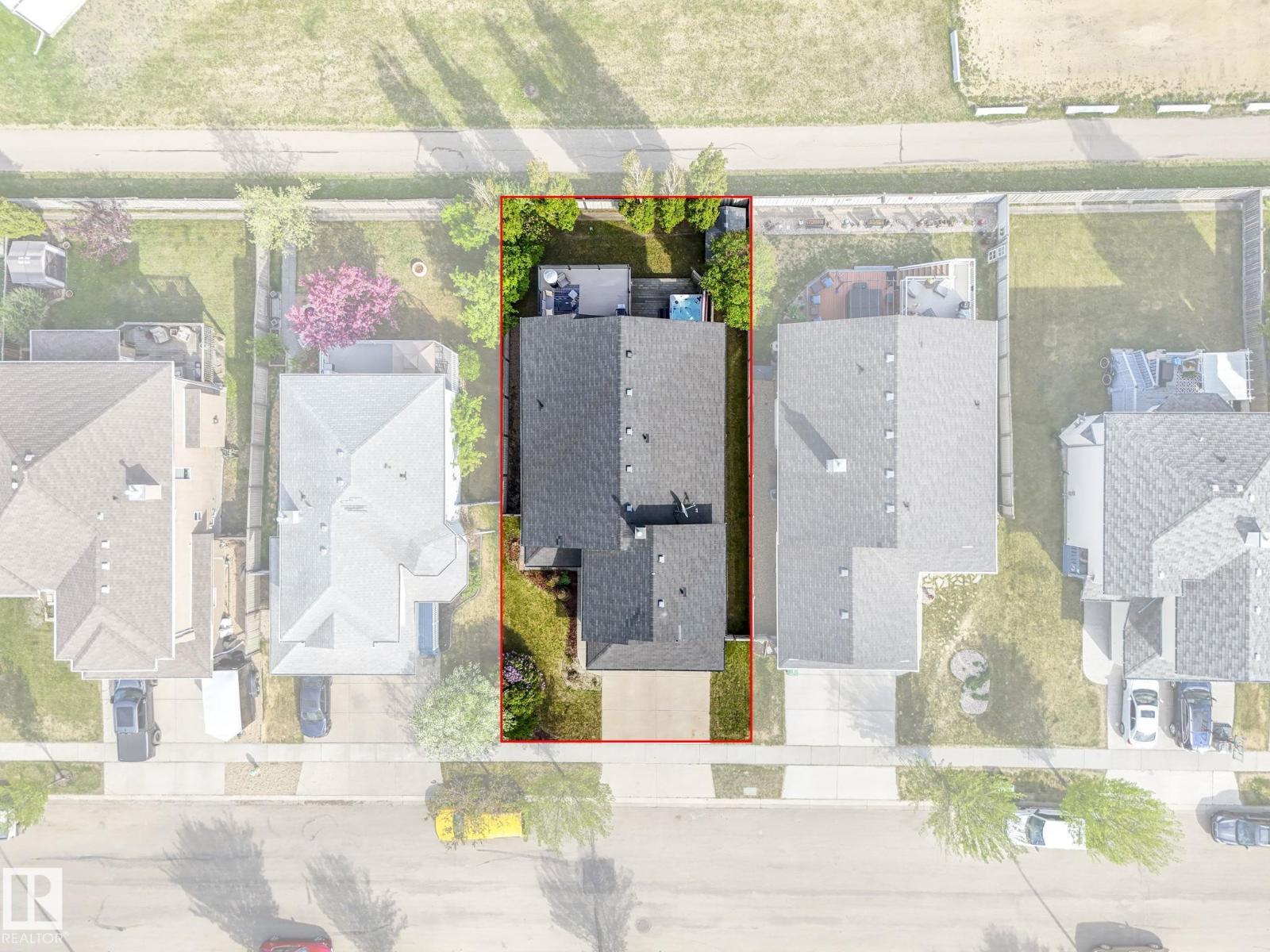 4115 58 ST - 52