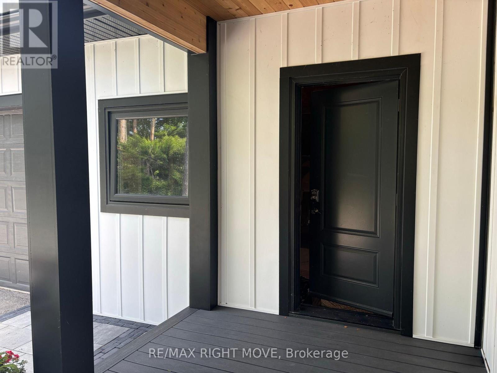 1189 WOODLAND DRIVE - 38