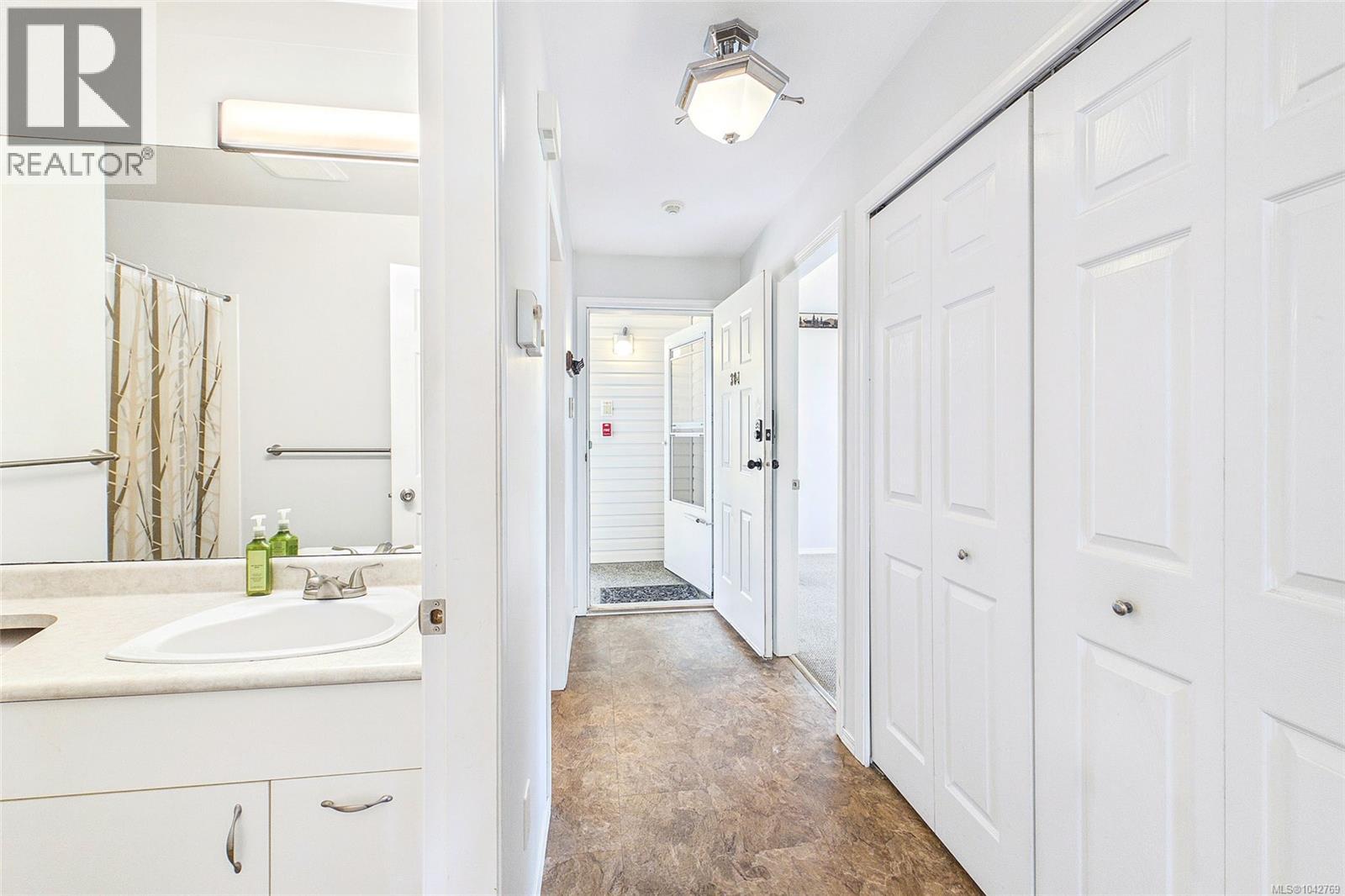 #304 327 Prideaux St - 27