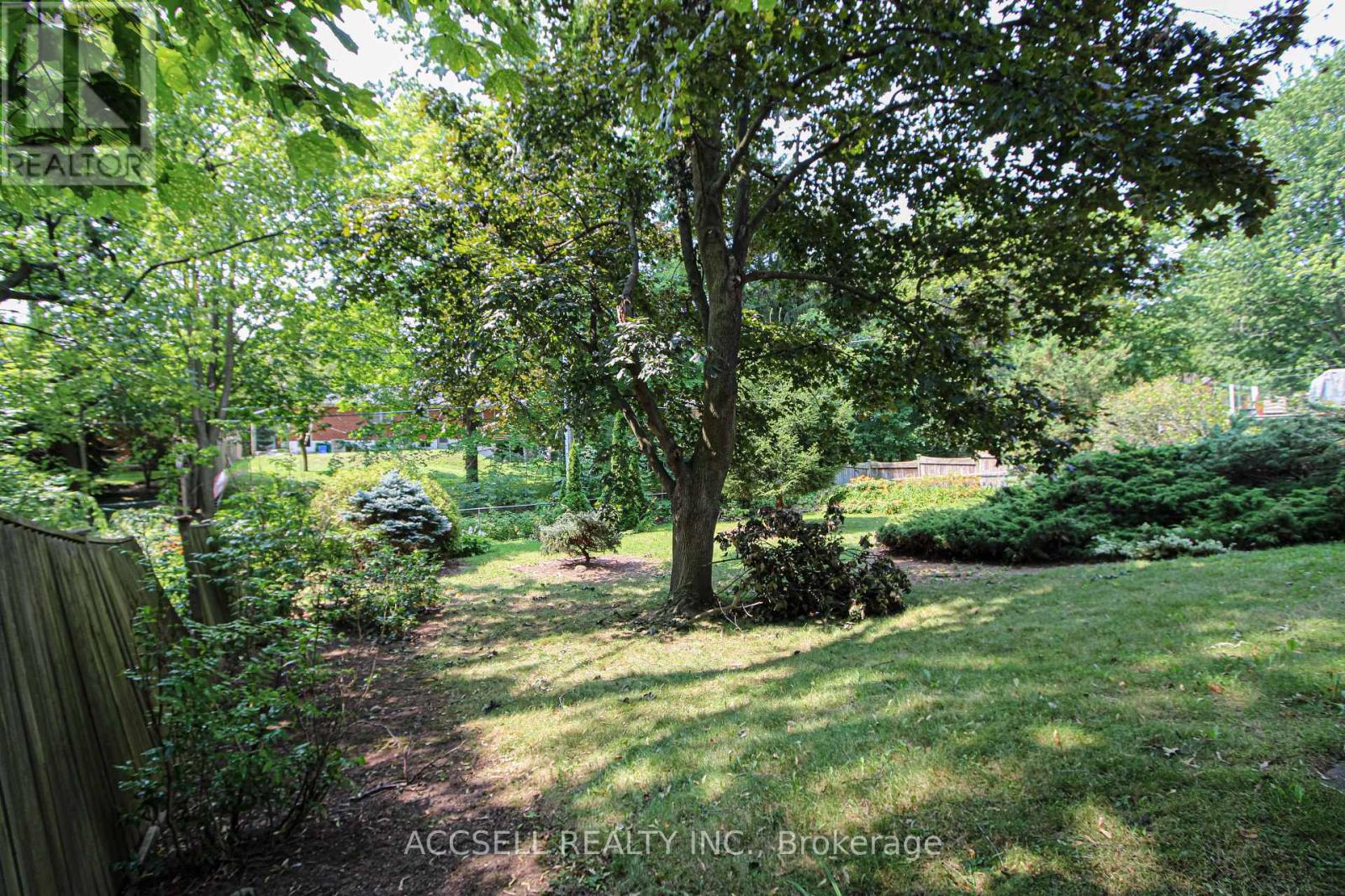 1358 SEDGEWICK CRESCENT - 24