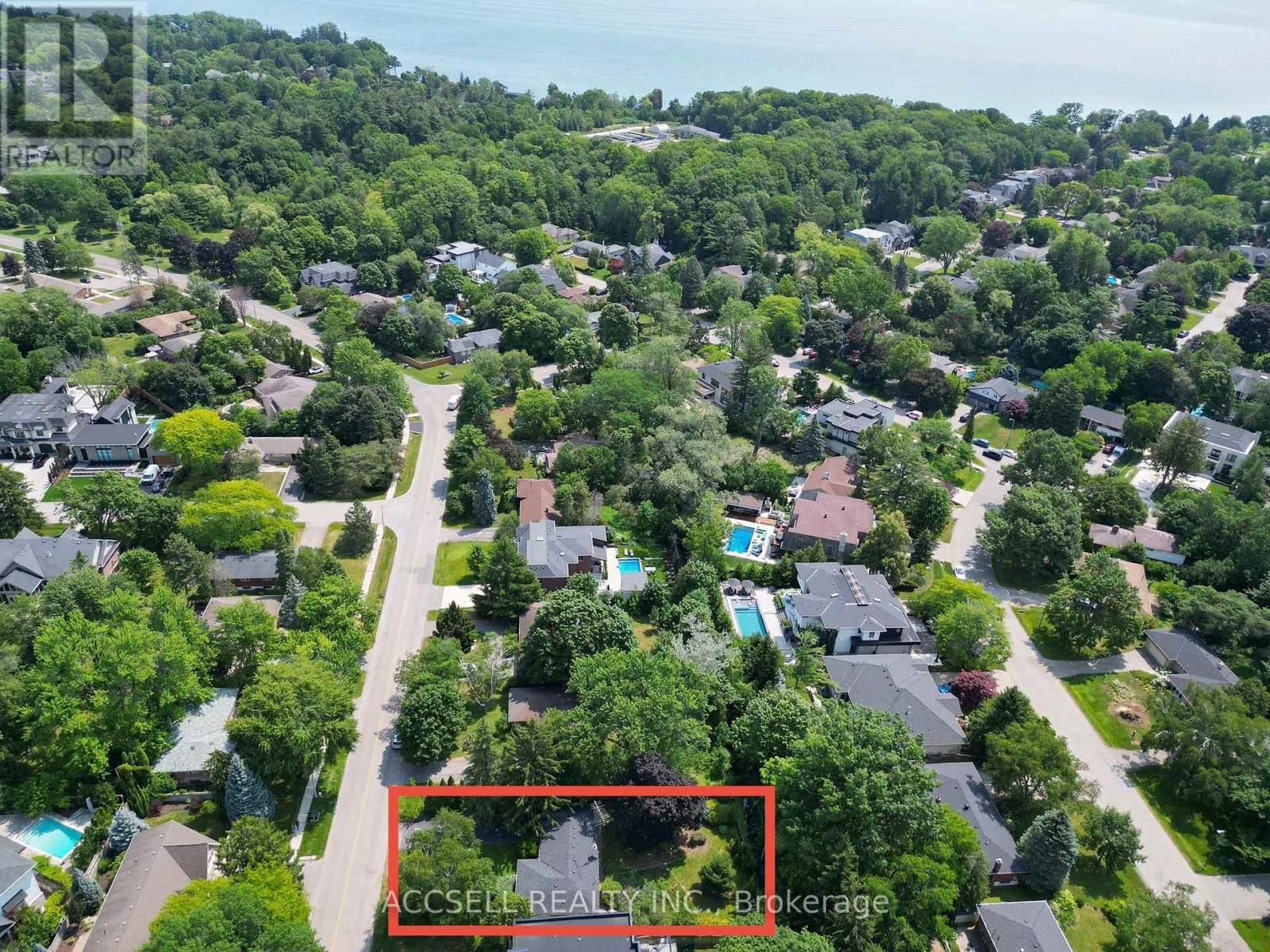 1358 SEDGEWICK CRESCENT - 28