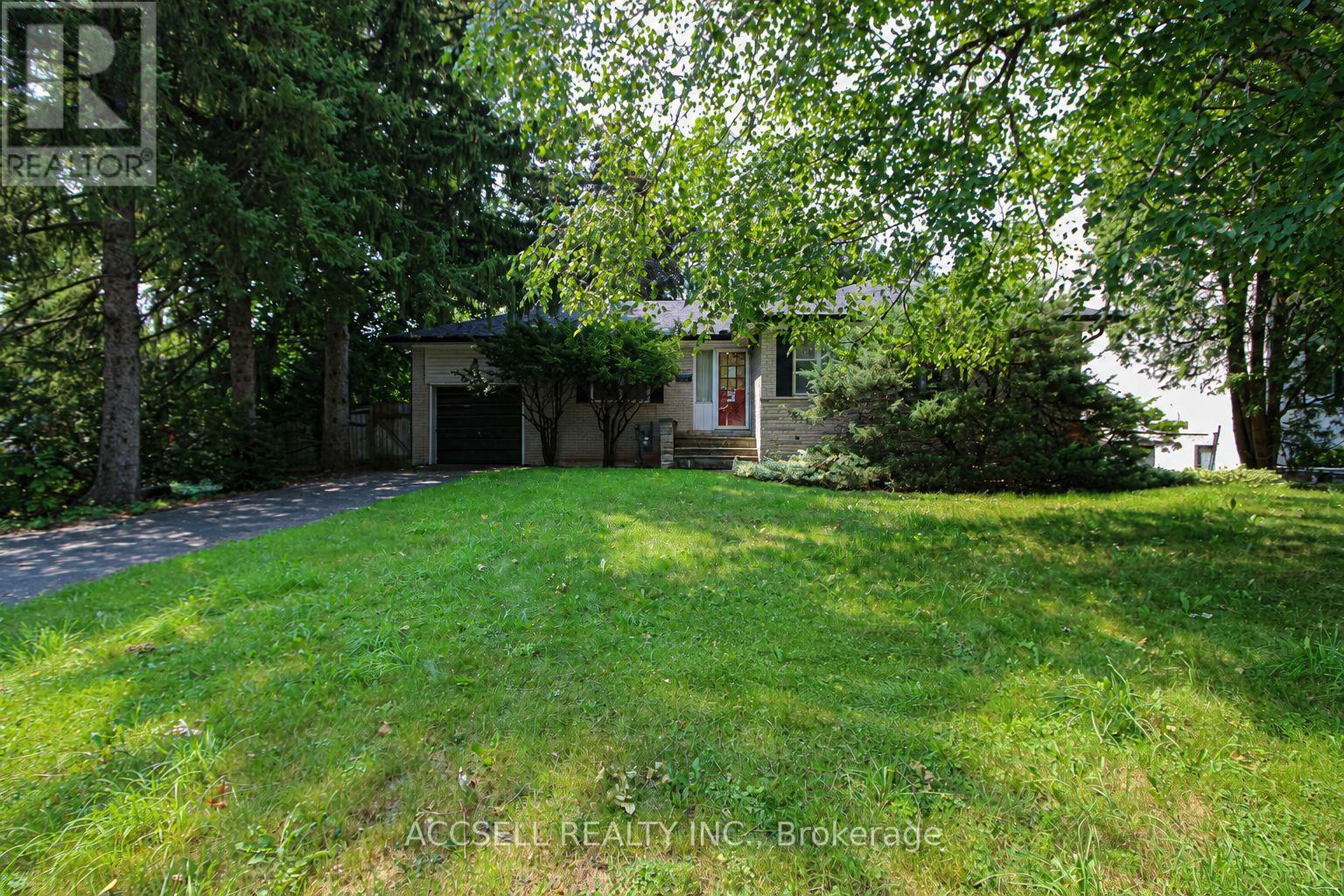 1358 SEDGEWICK CRESCENT - 3