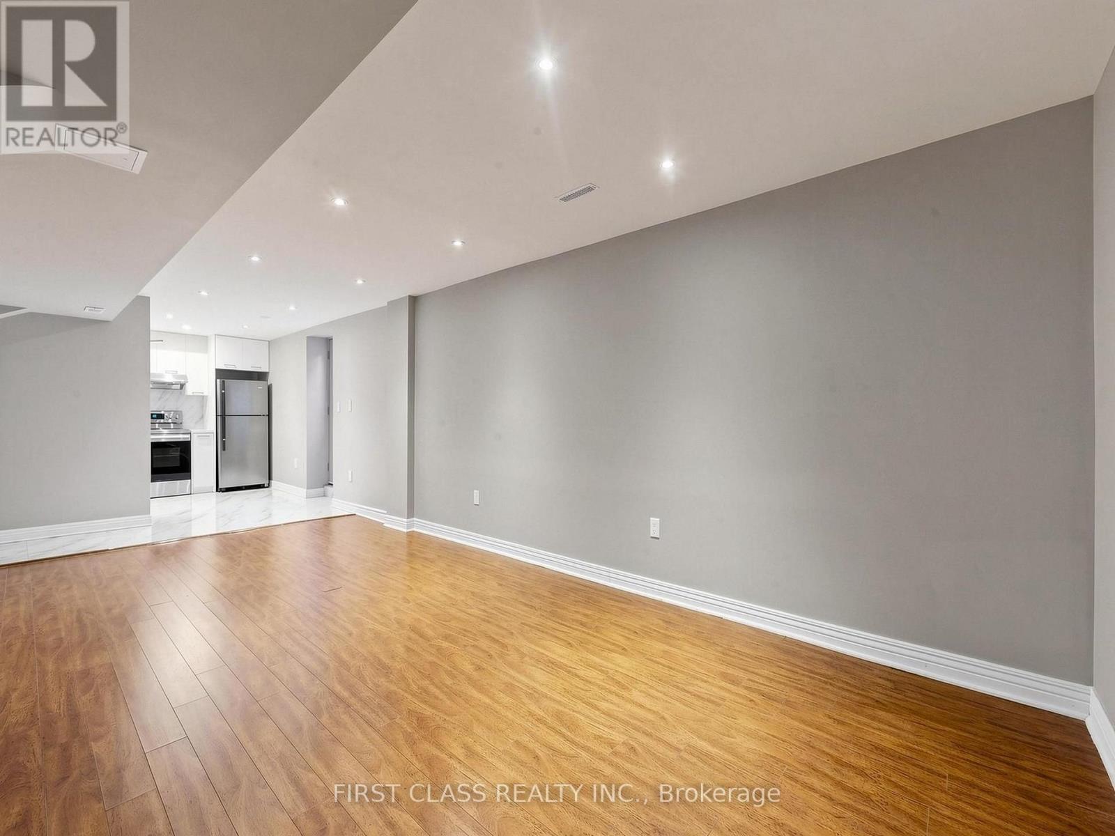 967 WHITE CLOVER WAY - 36