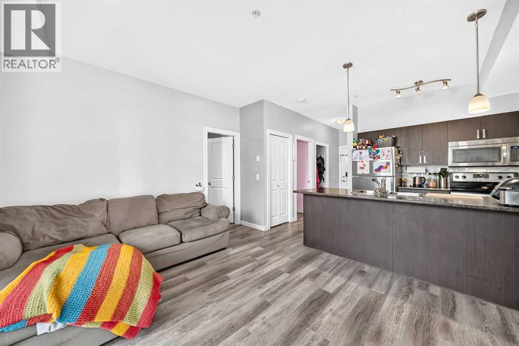 #101 117 Copperpond Common SE - 12
