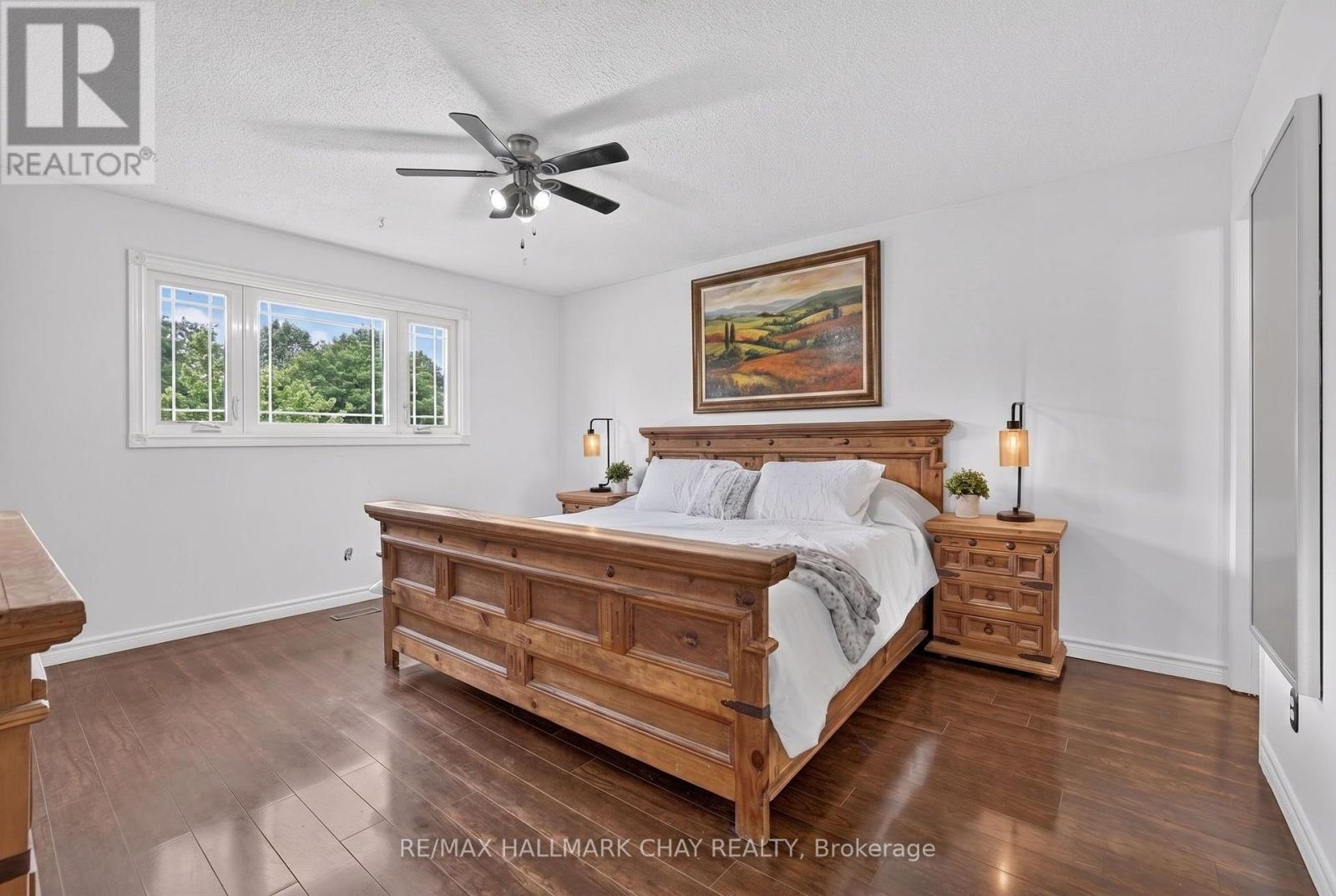 76 DONNA DRIVE - 19