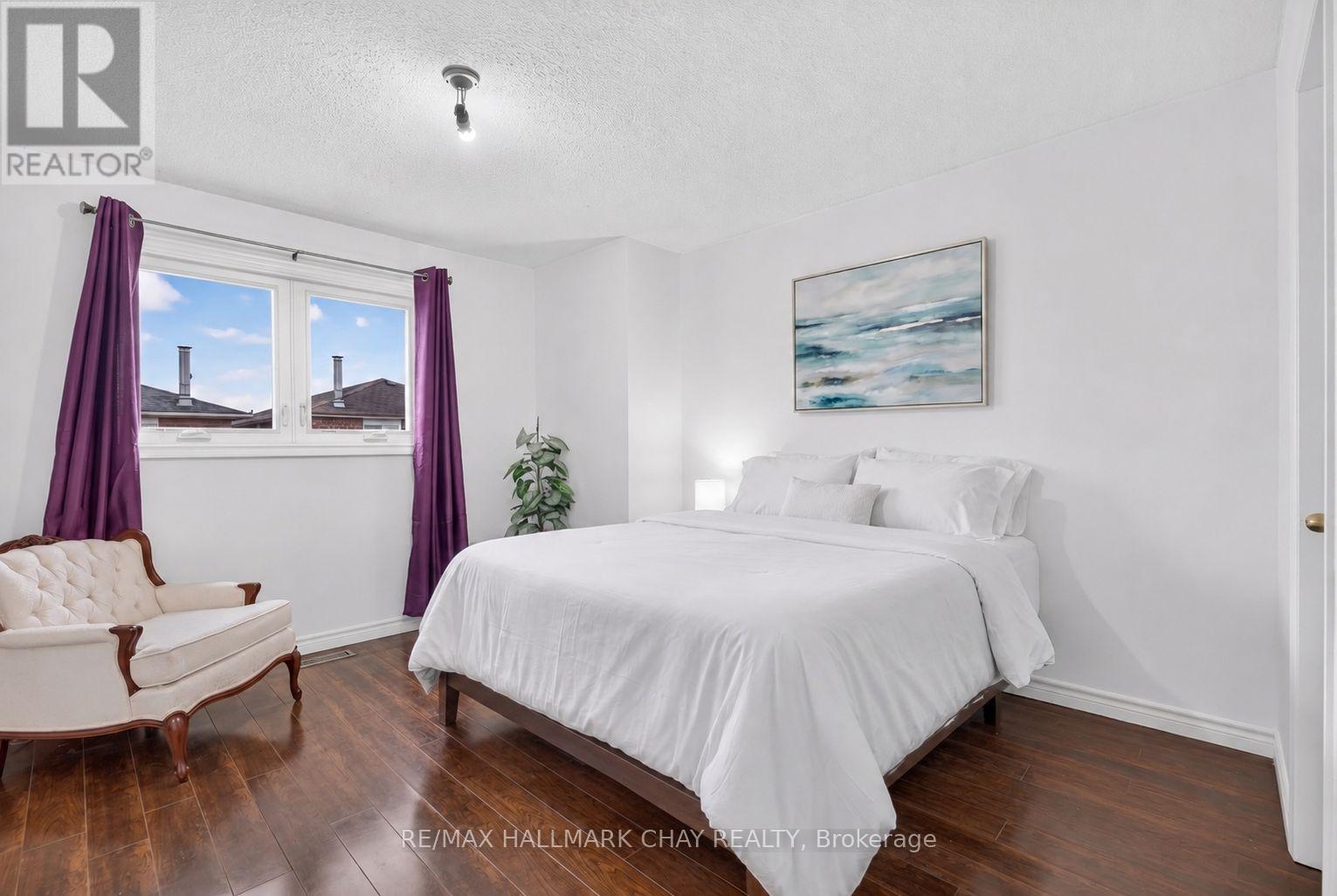 76 DONNA DRIVE - 22