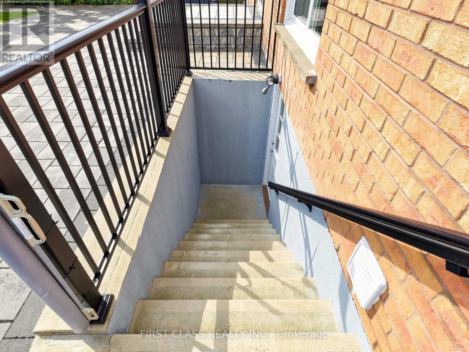967 WHITE CLOVER WAY - 47