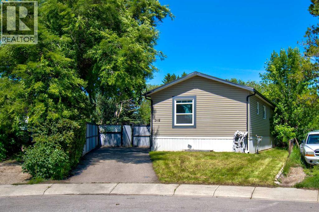 24 Spring Dale Court SE - 1