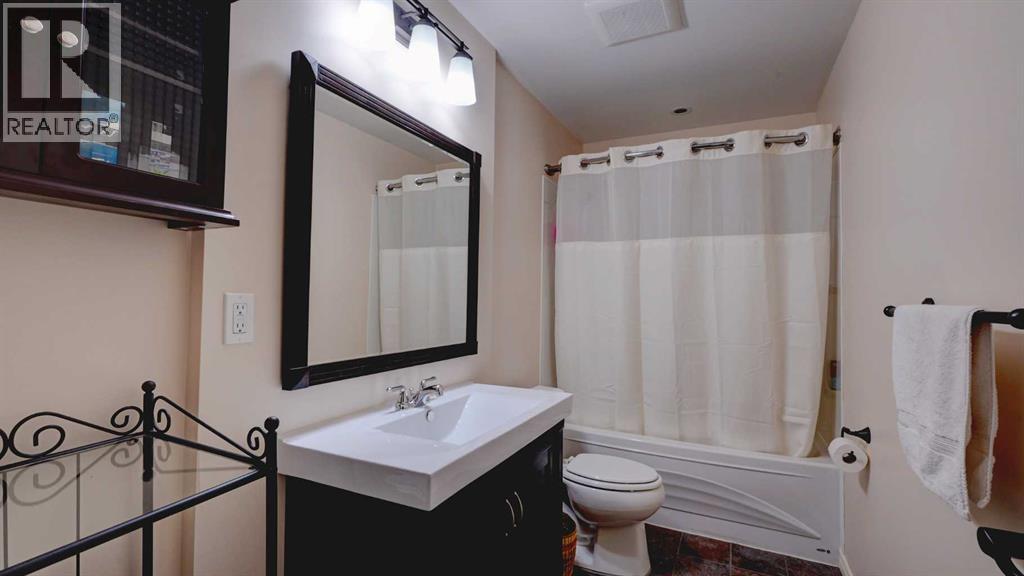 195 Cimarron Drive E - Image 33