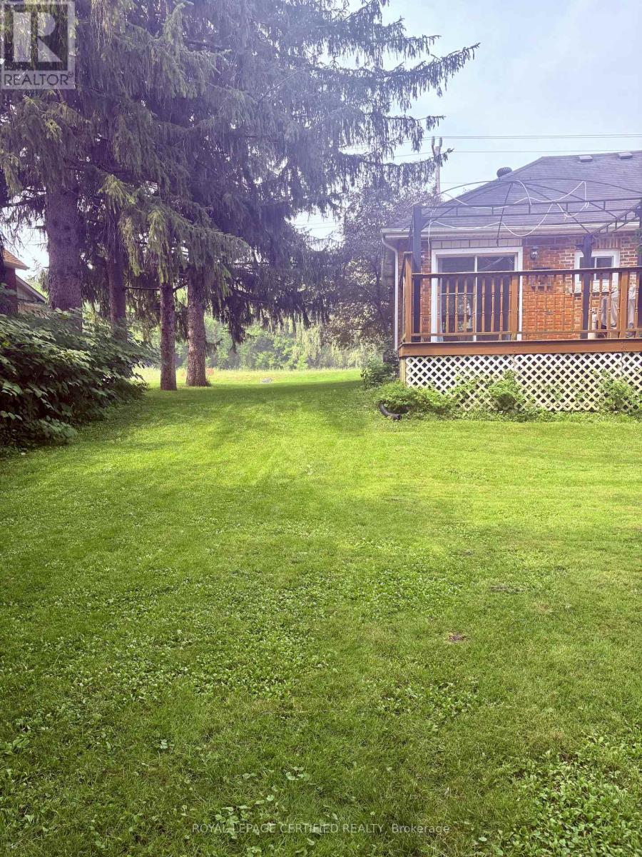 883 7TH AVENUE - 41
