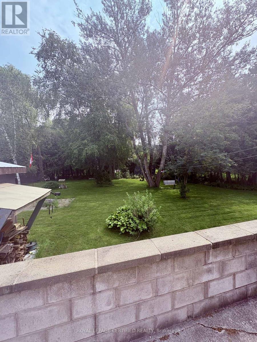 883 7TH AVENUE - 46