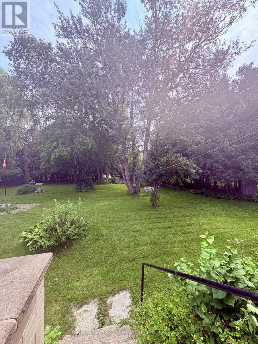 883 7TH AVENUE - 45