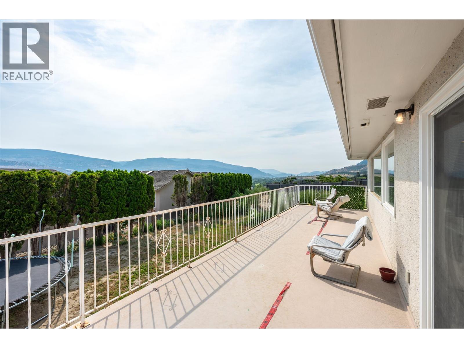  1617 SPARTON Drive, Penticton