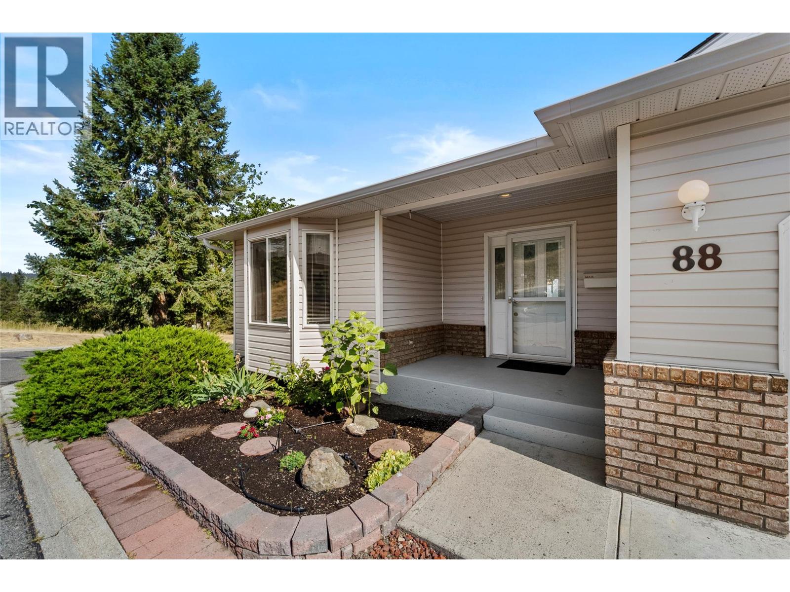 #88 2022 Pacific Way - 43