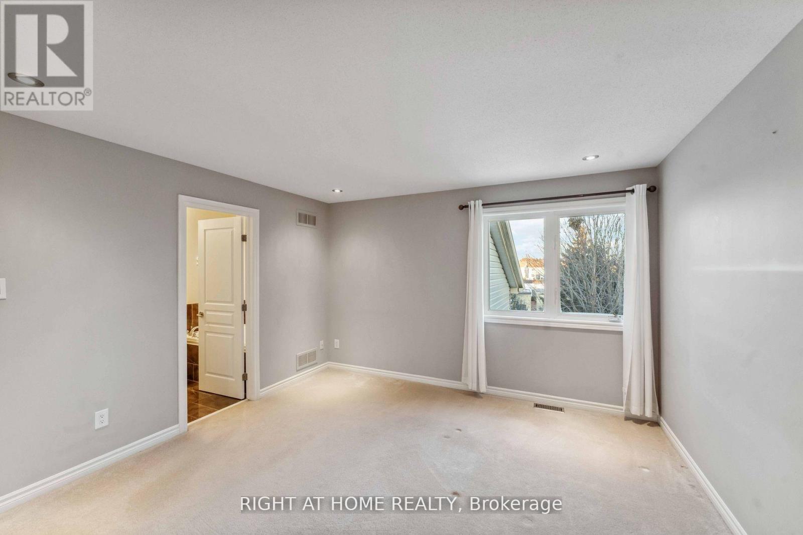 3 Bed, 3 Bath House for Rent in Ottawa – 130 TANDALEE CRESCENT, Ottawa – MLS# X13595356 - Image 12