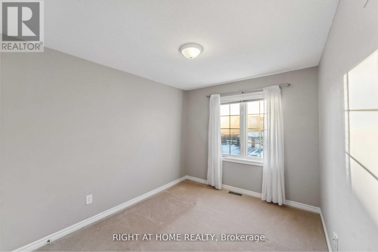 3 Bed, 3 Bath House for Rent in Ottawa – 130 TANDALEE CRESCENT, Ottawa – MLS# X13595356 - Image 18