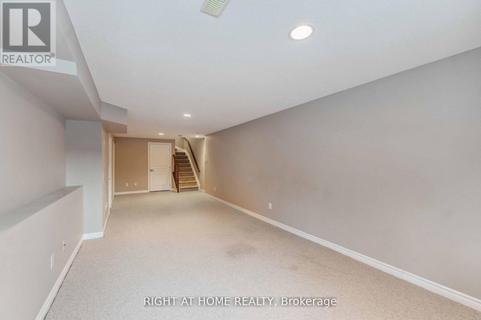 3 Bed, 3 Bath House for Rent in Ottawa – 130 TANDALEE CRESCENT, Ottawa – MLS# X13595356 - Image 24